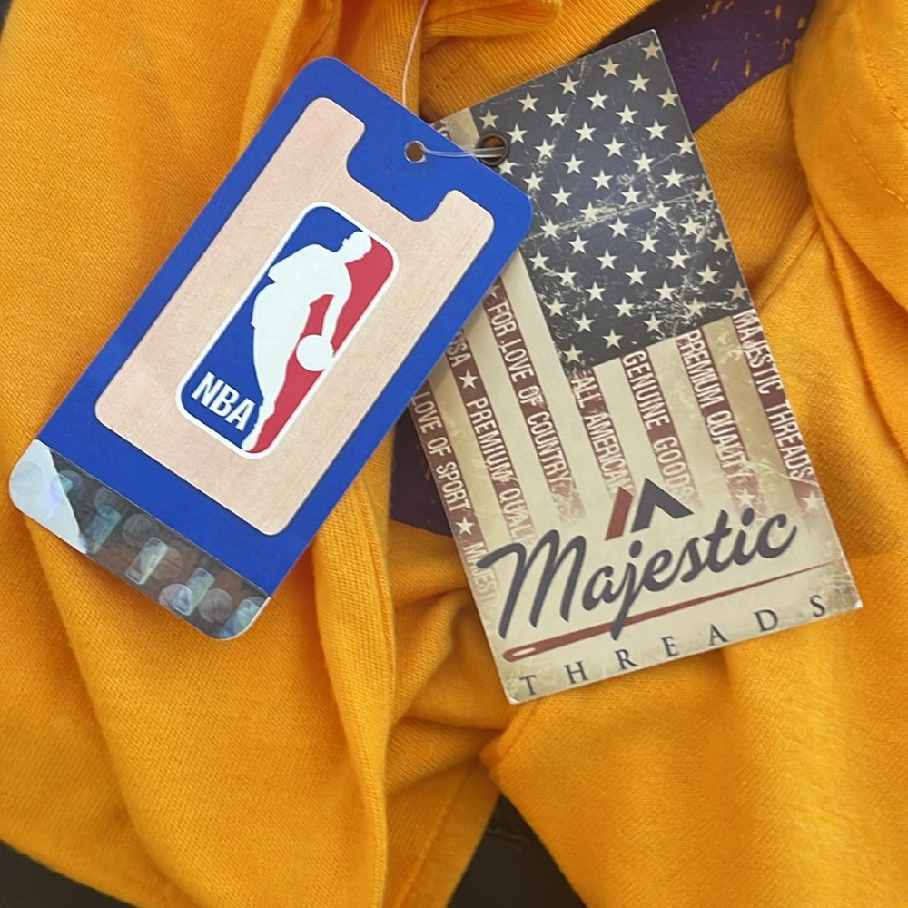 LA Lakers - Picture 7 of 7